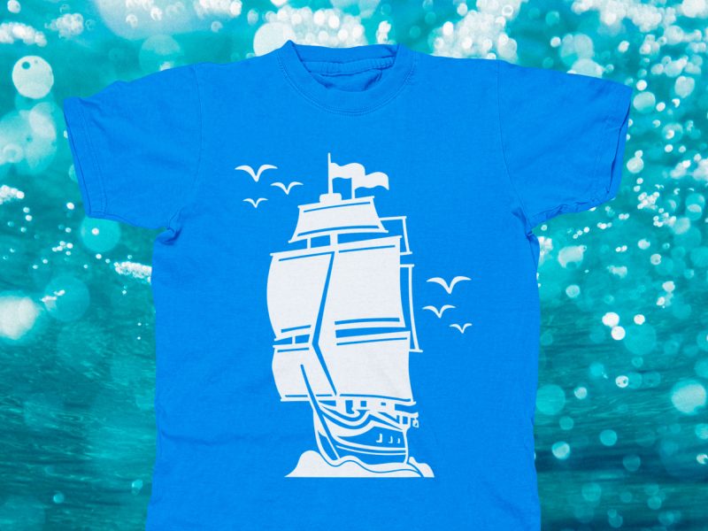 T-shirt Pirate ship SVG Vector